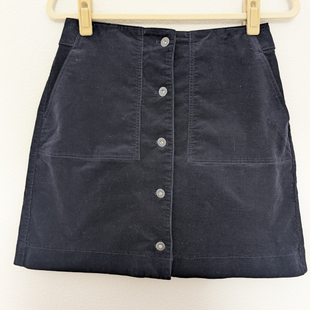 Uniqlo Black Corduroy Skirt